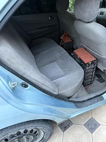 morning 2009: Toyota Prius: 1999 г., Бензин, Седан — 4