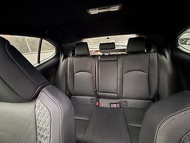 lexus 470 2003: Lexus : 2019 г., 2 л, Автомат, Гибрид, Хэтчбэк — 6