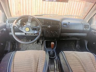 golf iv: Volkswagen Golf: 1992 г., Ручные, Бензин, Хэтчбэк — 4