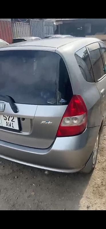 свеча фит: Honda Fit: 2003 г., 1.3 л, Бензин, Хэтчбэк — 4