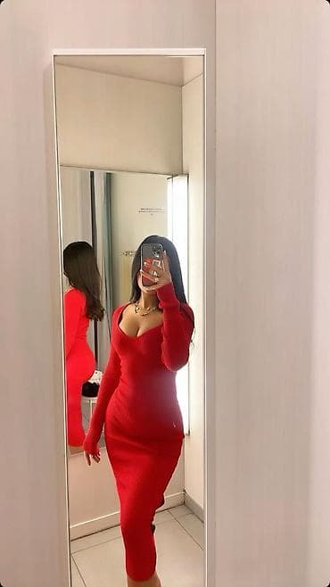 Вечерние платья