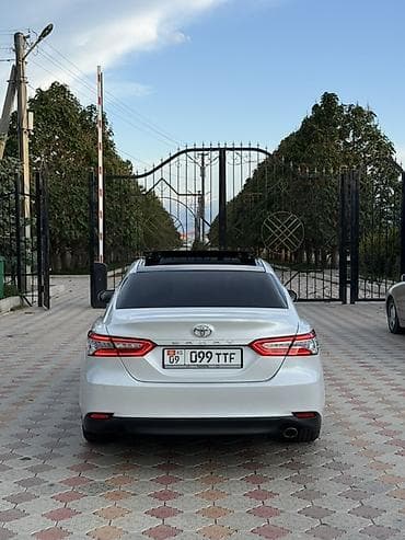 camry 5: Toyota Camry: 2018 г., 2.5 л, Автомат, Бензин, Седан — 6