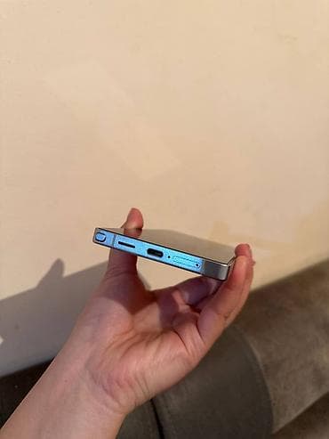 самсунг 23: Samsung Galaxy S25 Plus, Б/у, цвет - Белый, 1 SIM — 5