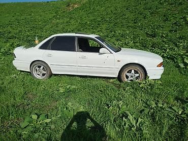 Mitsubishi Galant: 1990 г., Седан — 1