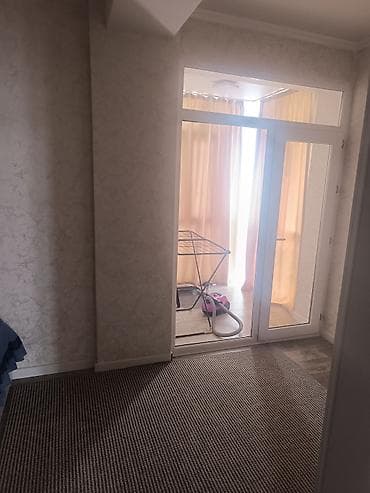 royal construction: Уютная студия с балконом и современной кухней Описание: - Планировка — 6