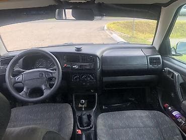 кольф 3: Volkswagen Golf: 1993 г., 1.6 л, Механика, Бензин, Хэтчбэк — 5
