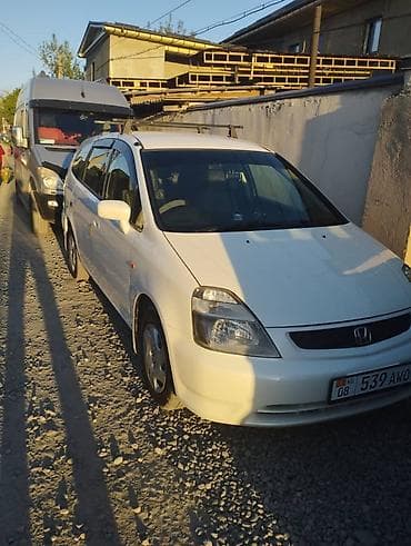 mazda 626 2002: Honda Stream: 2002 г., Автомат, Бензин, Минивэн — 3