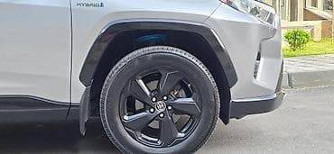corolla 2004: Toyota RAV4: 2019 г., Вариатор, Гибрид — 8
