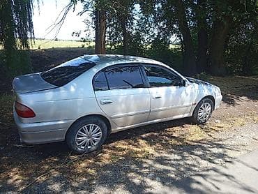 салквн тор: Toyota Avensis: 2002 г., 1.8 л, Механика, Бензин, Седан — 3
