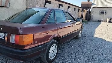 атего 1229: Audi 80: 1990 г. — 7