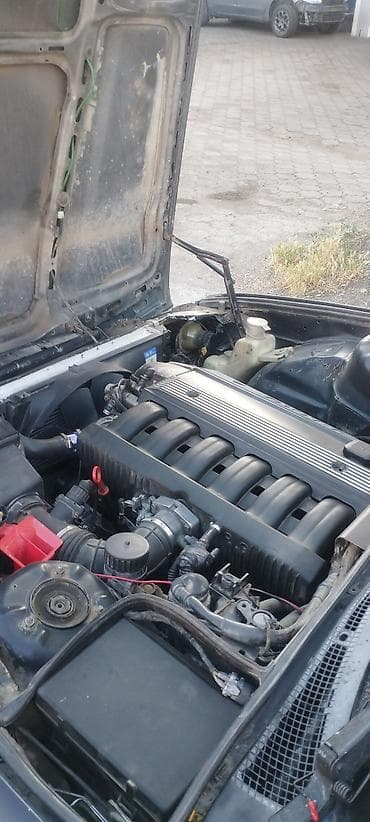 wuling mini ev: BMW 5 series: 1995 г., Седан — 9