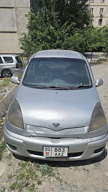 gets машина: Toyota Funcargo: 1999 г., Минивэн — 1