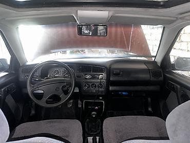 мотор жок: Volkswagen Vento: 1995 г., 1.8 л, Кол менен иштөөчү, Бензин, Седан — 7