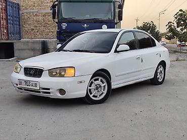 mazda 623: Hyundai Avante: 2001 г., Седан — 2