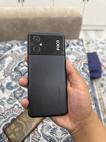 Poco Apple M5, Б/у, 64 ГБ, цвет - Черный, 2 SIM