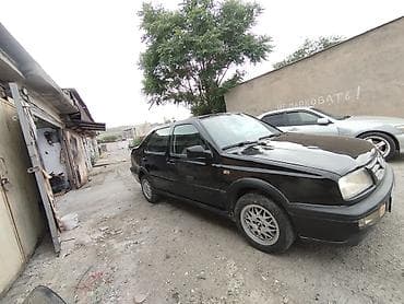 венто 1998: Volkswagen Vento: 1997 г., 2 л, Механика, Бензин, Седан — 4