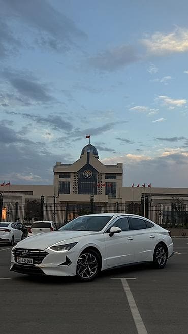 фара соната: Hyundai Sonata: 2022 г., 2 л, Автомат, Газ, Седан — 2