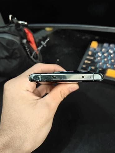 iphone 11 pro: OnePlus 12, Б/у, 512 ГБ, цвет - Зеленый, 2 SIM — 2