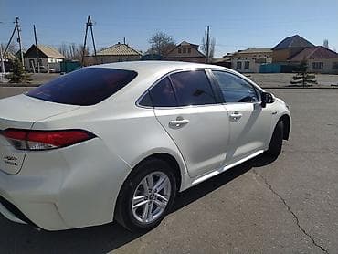 opel vectra а: Toyota Corolla: 2019 г., 1.8 л, Автомат, Гибрид, Седан — 5