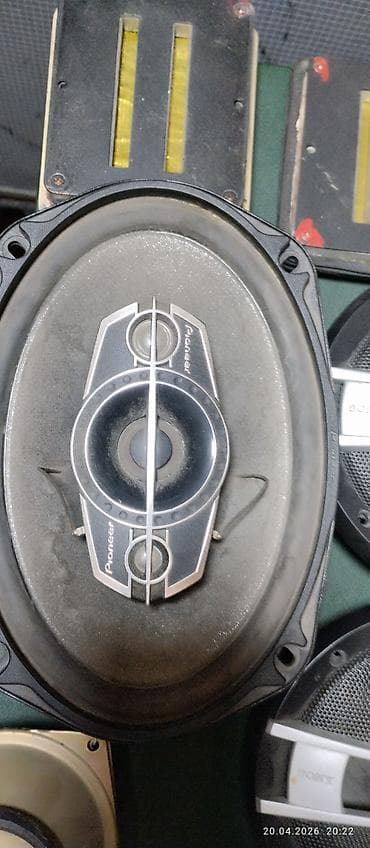 усилители бриг: Продаю 2шт колонки и один пустой короб зелёная колонка полностью — 6