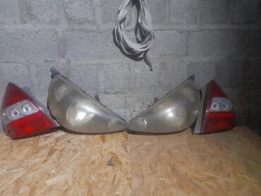 Ковролин: Алдыңкы фаралар комплектиси Honda 2003 г., Колдонулган, Оригинал — 1