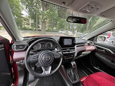 Продажа авто: Toyota Urban Cruiser: 2023 г., 1.5 л, Вариатор, Бензин, Кроссовер — 6
