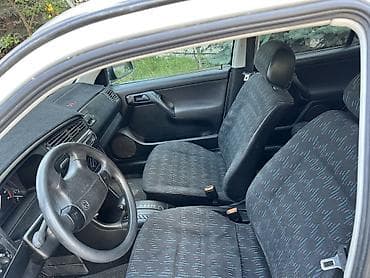 Транспорт: Volkswagen Golf: 1997 г., 1.8 л, Автомат, Бензин, Хэтчбэк — 8