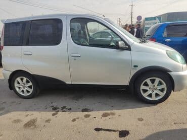 дом обмен на авто: Toyota Yaris: 2001 г., 1.3 л, Механика, Бензиновая, Хэтчбэк — 9