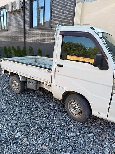 тойота пикап: Легкий грузовик, Daihatsu, Стандарт, До 1 т, Б/у — 2