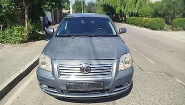 Toyota Avensis: 2004 г., 1.8 л, Седан