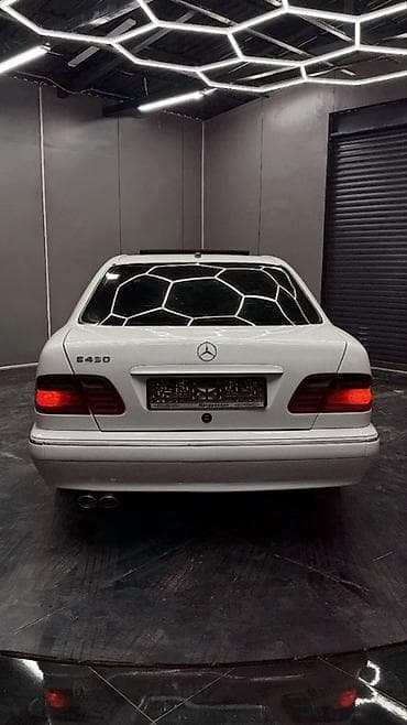 подушка мерседес: Mercedes-Benz E-Class: 2001 г., 4.3 л, Автомат, Бензин, Седан — 3