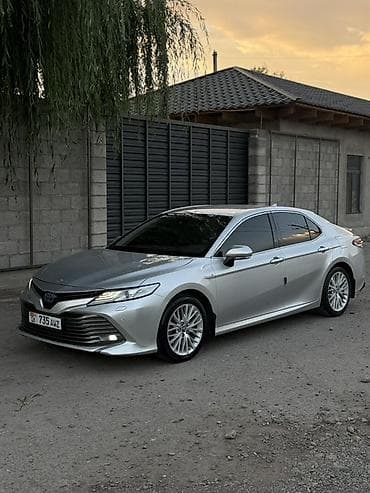 fix look: Toyota Camry: 2019 г., 2.5 л, Вариатор, Гибрид, Седан — 5