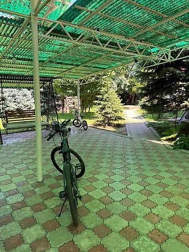 Дома: Продаётся 2‑х этажный дом с большим благоустроенным участком — 10