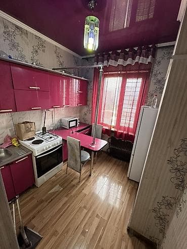 Батирлер: 2 бөлмө, Менчик ээси, Чогуу жашоосу жок, Толугу менен эмереги бар — 8