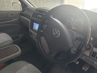 4wd: Toyota Regius: 1999 г., Минивэн — 9