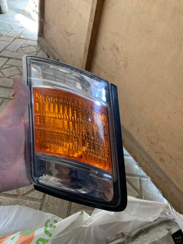 поворотники на виндом: Продаю подфарник поворотник и фару от Тойоты Гайа 2002 год цены — 3