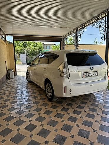 tayota karina e: Toyota Prius V: 2014 г., 1.8 л, Автомат, Гибрид, Универсал — 3