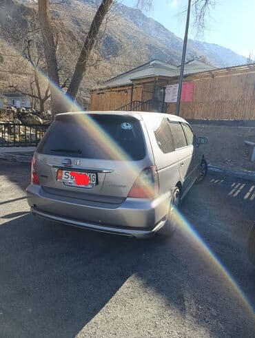 продаю шины на спринтер: Honda Odyssey: 2002 г., 2.3 л, Автомат, Бензиновая, Минивэн — 8