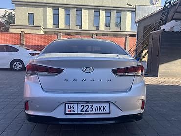 Hyundai Sonata: 2019 г., 2 л, Автомат, Бензин, Седан — 3