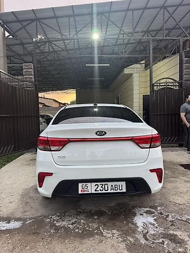 Продажа авто: Kia Rio: 2018 г., 1.6 л, Автомат, Бензин, Седан — 4