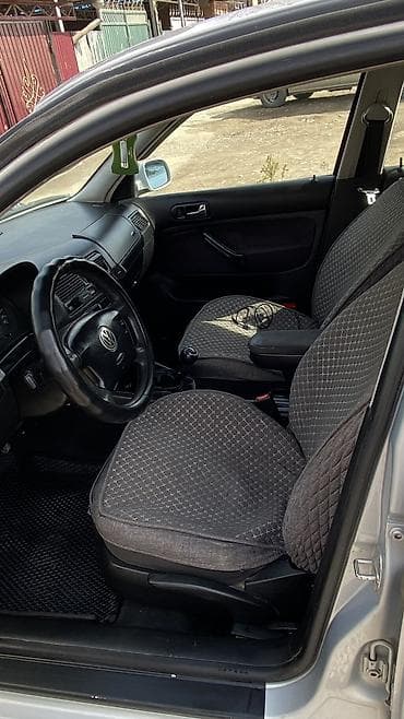 Volkswagen: Volkswagen Golf: 1999 г., 1.6 л, Механика, Бензин, Хэтчбэк — 7