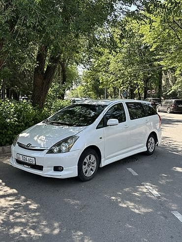 Toyota WISH: 2003 г., 1.8 л, Автомат, Бензин, Универсал