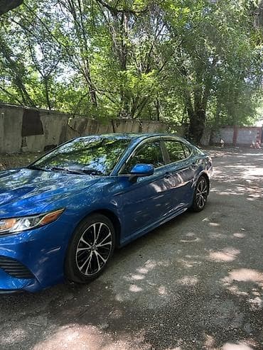 задний вид камри 30: Toyota Camry: 2018 г., Автомат, Бензин, Седан — 2