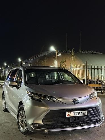 agm: Toyota Sienna: 2022 г., 2.5 л, Автомат, Гибрид, Минивэн — 2