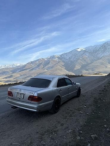 Продажа авто: Mercedes-Benz E-Class: 1998 г., 4.2 л, Автомат, Бензин, Седан — 5