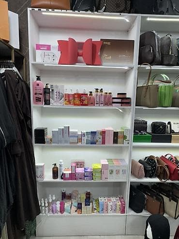 интим гели: Полка с подсветкой для косметики,сумок,и.т.д
Состояние отличное — 1