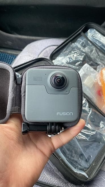 Видеокамеры: Экшн-камера GoPro Fusion 360° + набор аксессуаров в кейсе - Съёмка в — 1