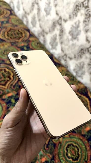 телефоны 1500: IPhone 11 Pro Max, Алтын — 5