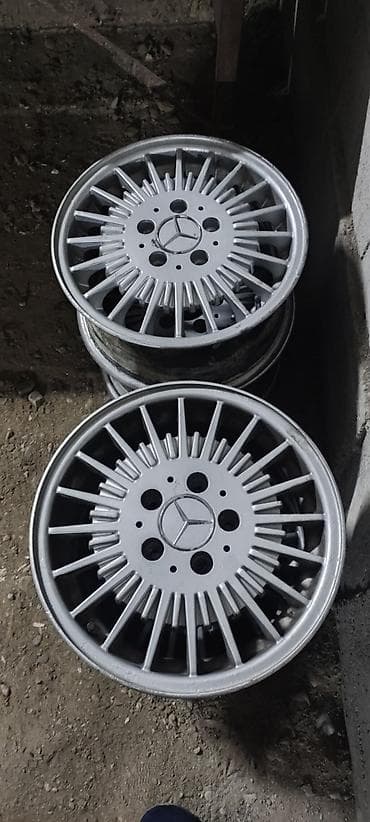 Литые Диски R 15 Mercedes-Benz, Комплект, отверстий - 4, Б/у at lalafo.kg Литые Диски R 15 Mercedes-Benz, Комплект, отверстий - 4, Б/у