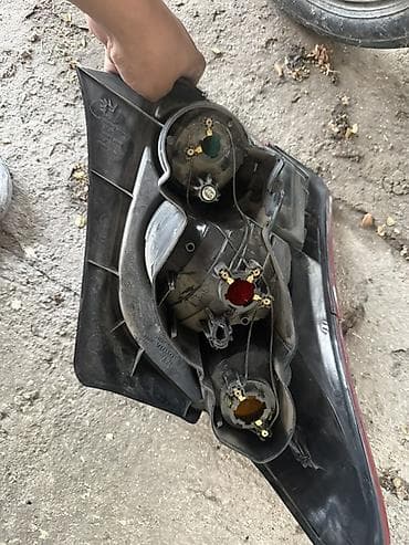 телевизор с большим экраном: На ист ist Задний фонарь (левый) для легкового автомобиля.
Сломан на и — 3